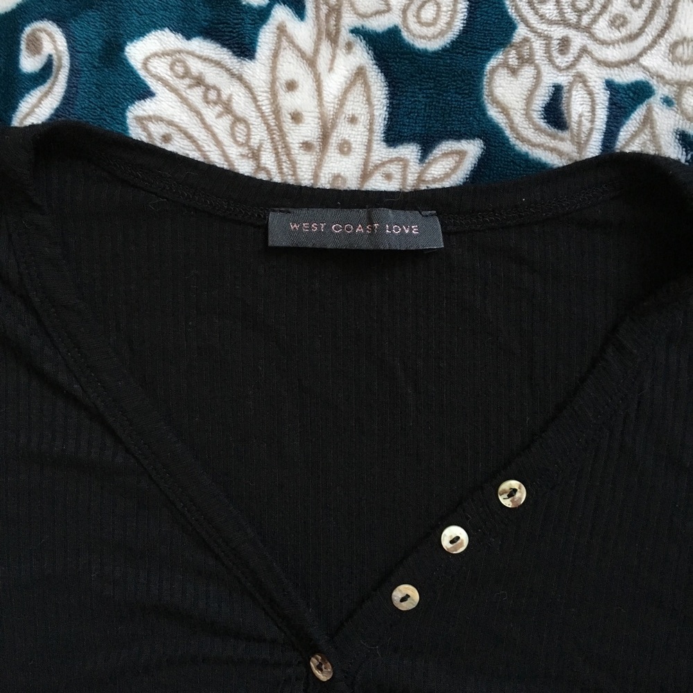 🌹West Coast Love Ribbed Tee - Picture 5 of 8